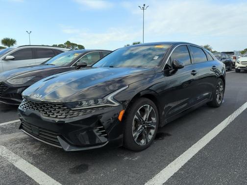 2022 Kia K5 EX
