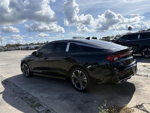 2022 Kia K5 EX