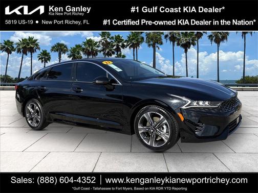 2022 Kia K5 EX