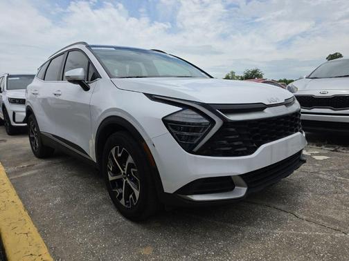 Glacial White Pearl 2025 Kia Sportage EX