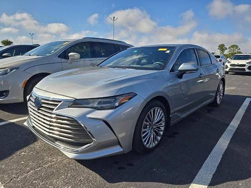 2021 Toyota Avalon Hybrid Limited
