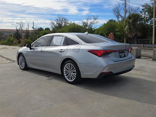 2021 Toyota Avalon Hybrid Limited
