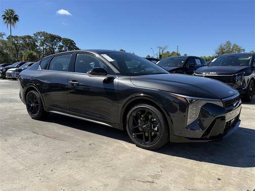 2025 Kia K4 GT-Line Turbo