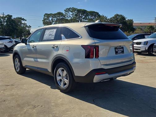 2026 Kia Sorento LX