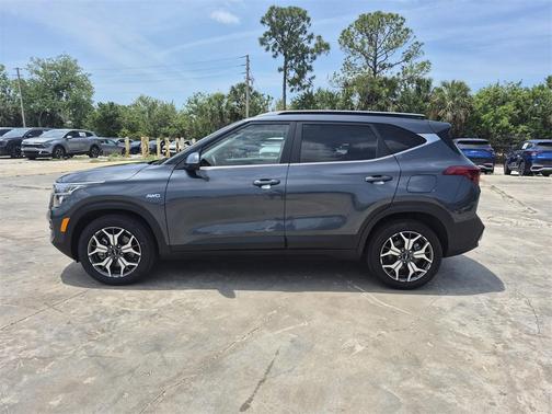 2022 Kia Seltos EX