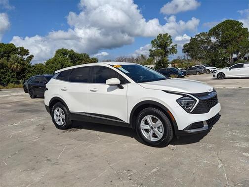 2024 Kia Sportage LX
