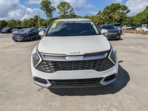 2024 Kia Sportage LX