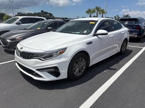2020 Kia Optima LX