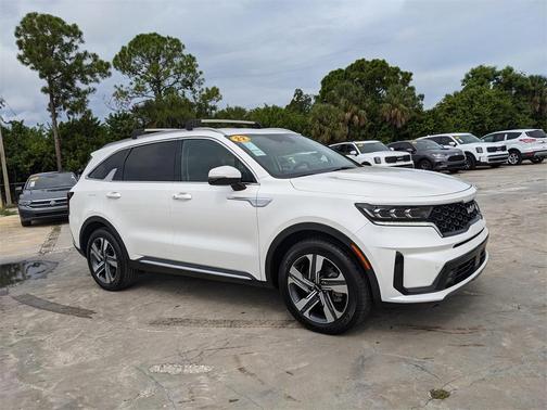 2022 Kia Sorento Plug-In Hybrid SX