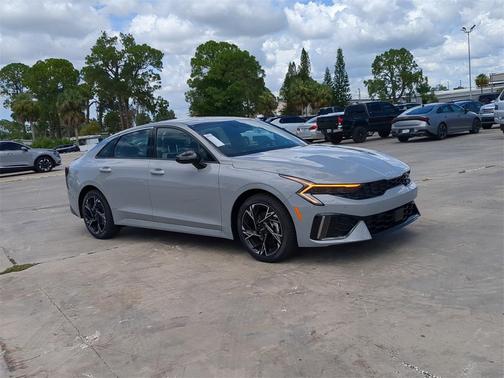 2025 Kia K5 GT-Line