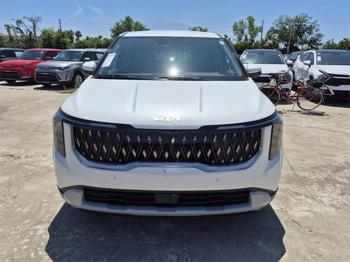 2025 Kia Carnival LXS