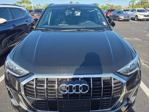 2023 Audi Q3 45 S line Premium