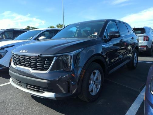 2025 Kia Sorento LX