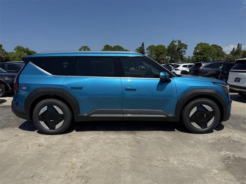 2026 Kia EV9 Wind