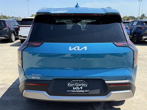 2026 Kia EV9 Wind
