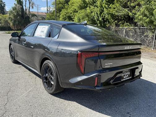 2025 Kia K4 GT-Line Turbo