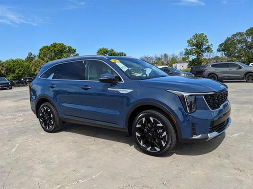 2025 Kia Sorento EX