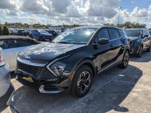 2024 Kia Sportage LX