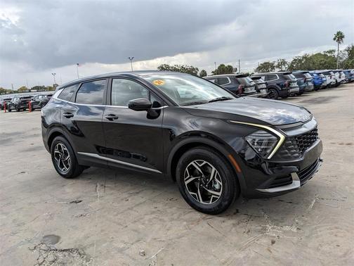 2024 Kia Sportage LX