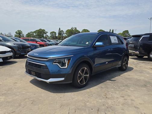 Mineral Blue 2026 Kia Niro EX