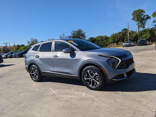 2025 Kia Sportage EX