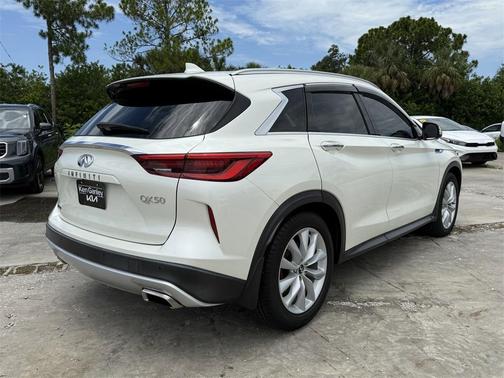 2019 INFINITI QX50 ESSENTIAL