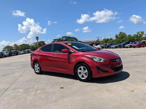 2014 Hyundai ELANTRA SE