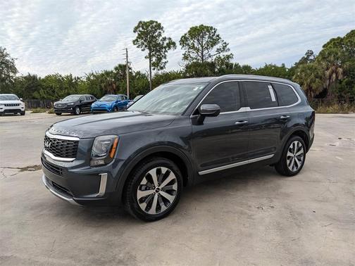 2022 Kia Telluride S