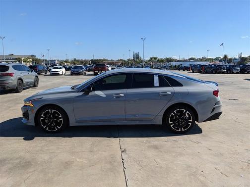 2023 Kia K5 GT-Line