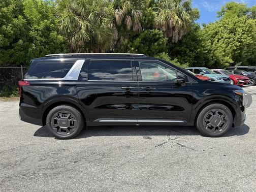 2026 Kia Carnival SX