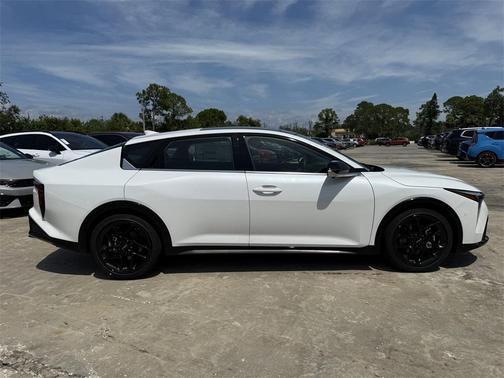 2025 Kia K4 GT-Line Turbo