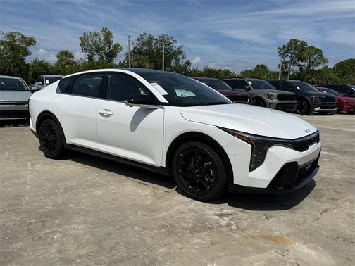 2025 Kia K4 GT-Line Turbo