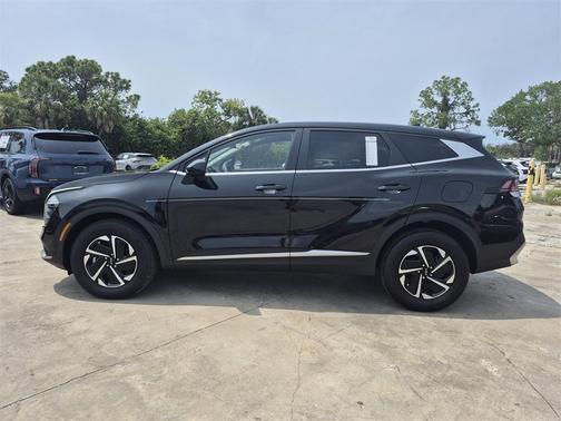 2024 Kia Sportage Hybrid LX