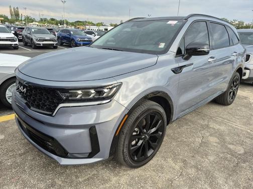 2023 Kia Sorento SX