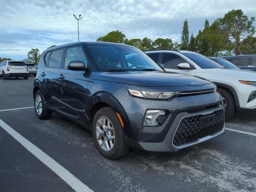 2022 Kia Soul LX
