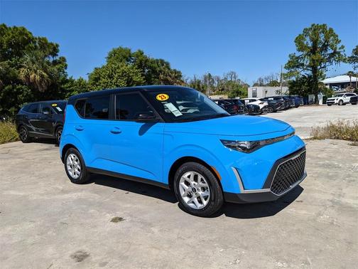 2023 Kia Soul S