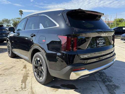 2025 Kia Sorento S