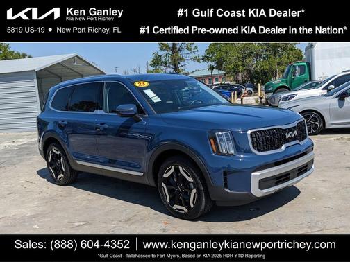 Midnight Black 2023 Kia Telluride EX
