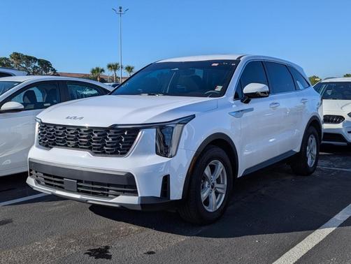 2024 Kia Sorento LX