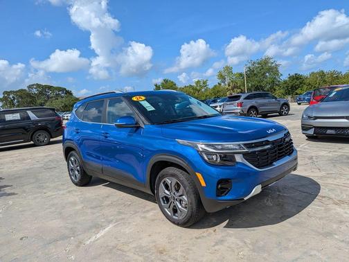 Neptune Blue 2024 Kia Seltos S