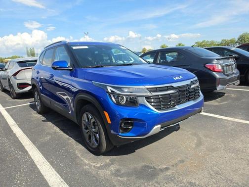 Neptune Blue 2024 Kia Seltos S