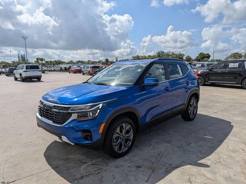 Neptune Blue 2024 Kia Seltos S