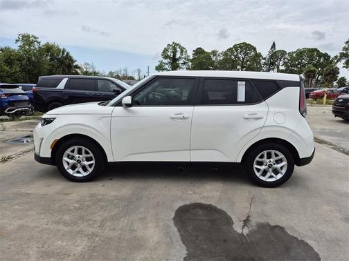 2023 Kia Soul S