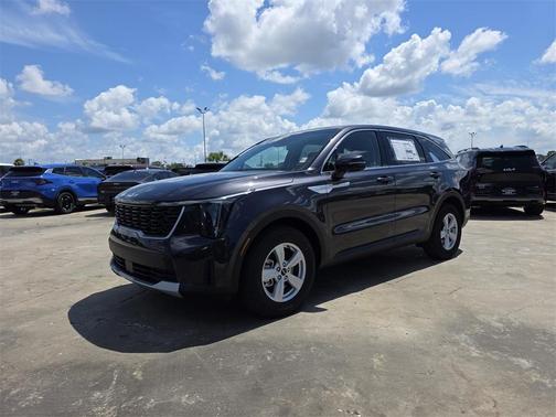 2025 Kia Sorento LX