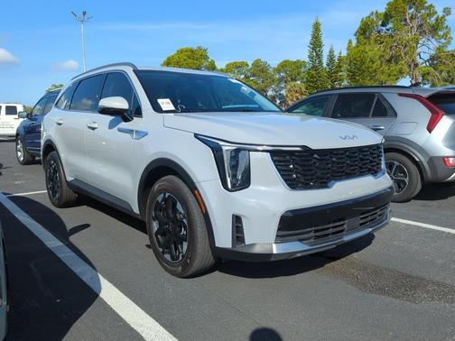 2024 Kia Sorento S
