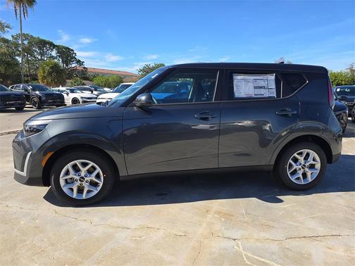 2025 Kia Soul S