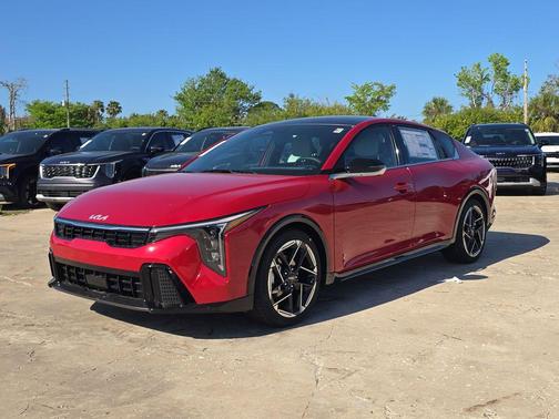 2026 Kia K4 GT-LINE