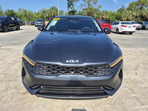 2022 Kia K5 LXS