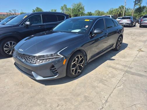 2022 Kia K5 LXS