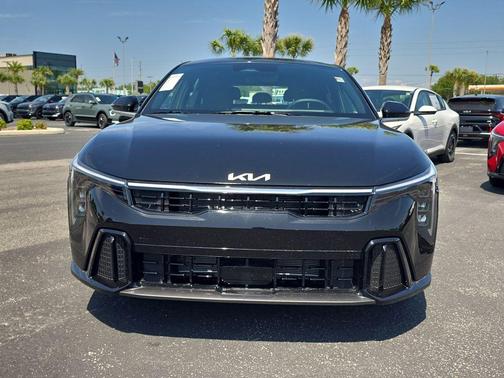 Aurora Black 2026 Kia K4 GT-LINE